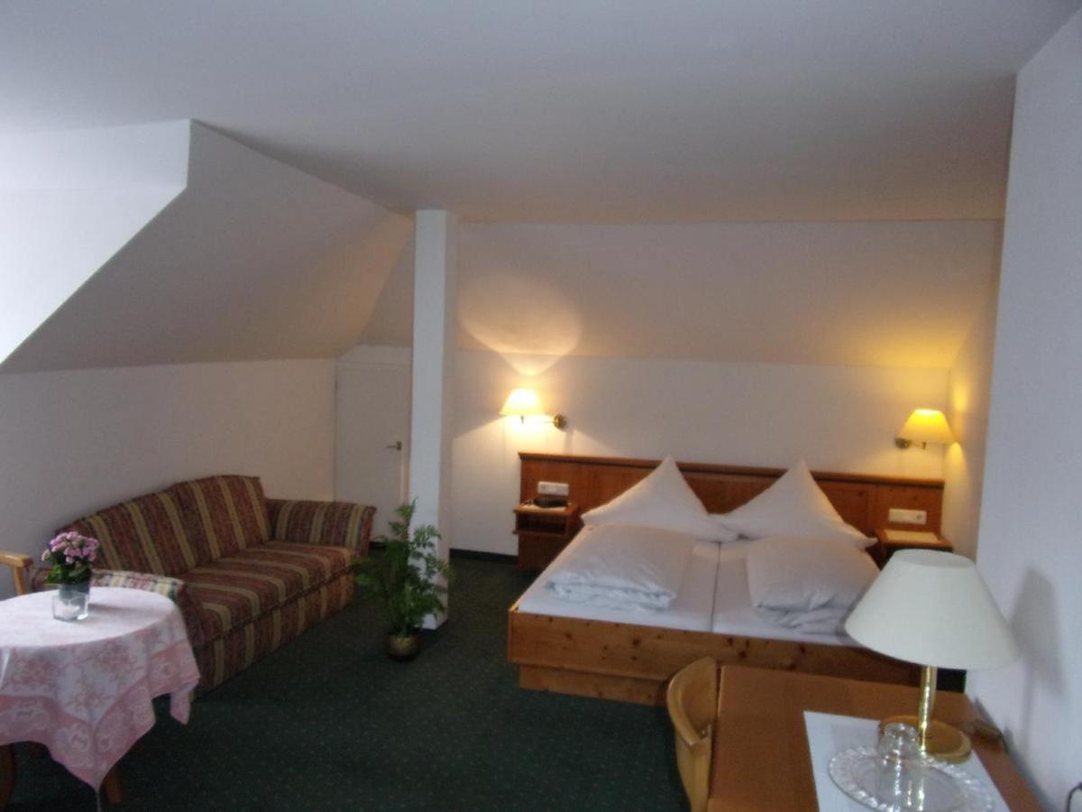 Hotel Landgasthof Hacker Zachenberg Exterior photo
